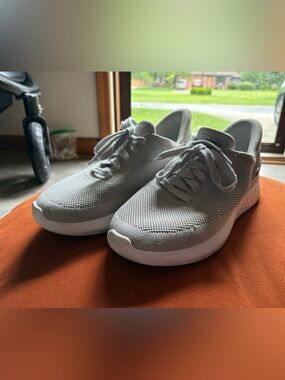 Women's Lightweight Gray Knit Sneakers - Comfortable Everyday Style